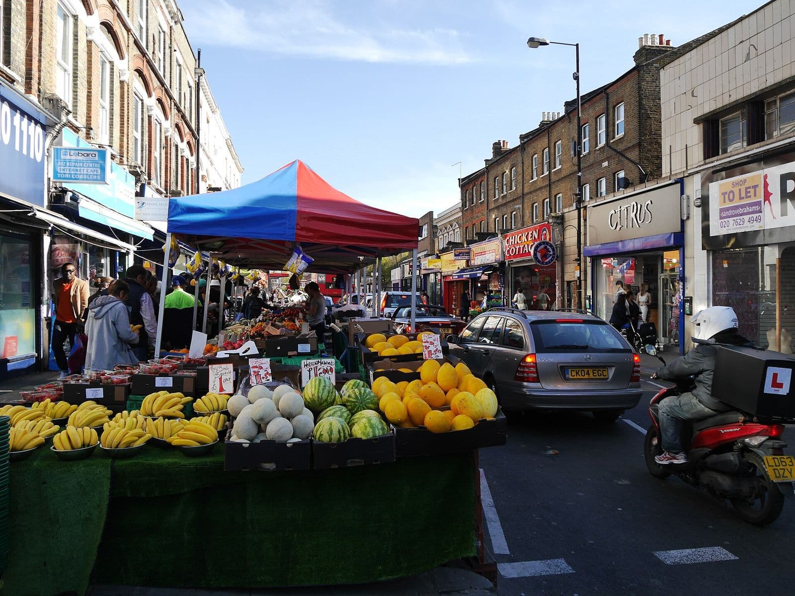 North End Road market, Fulham, near Premier Inn London Fulham