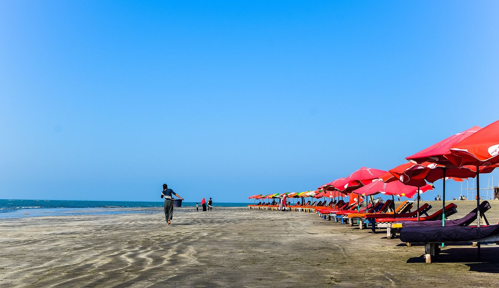 The beach at Cox's Bazar, near Hotel Sea Uttara