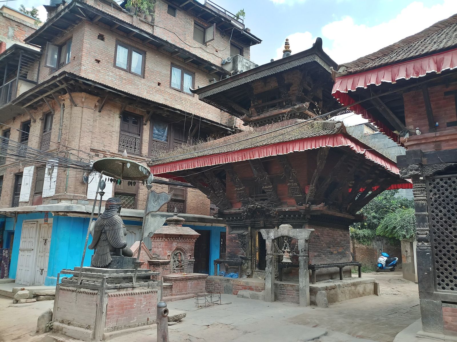 Swotha Narayan Temple, Swotha Square, Patan, near Traditional Homes Swotha